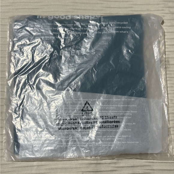 Fabletics Kids Black Graphic Tee - Picture 5 of 6